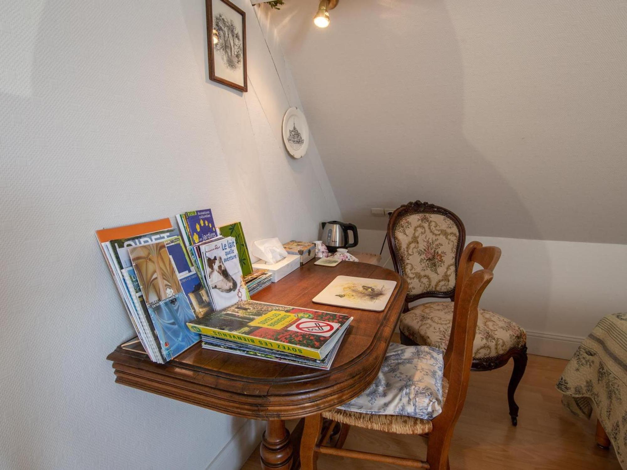 Suite Familiale Confortable Avec Wifi A Saint-Benoit-Sur-Loire, Animaux Admis - Fr-1-590-447 Экстерьер фото