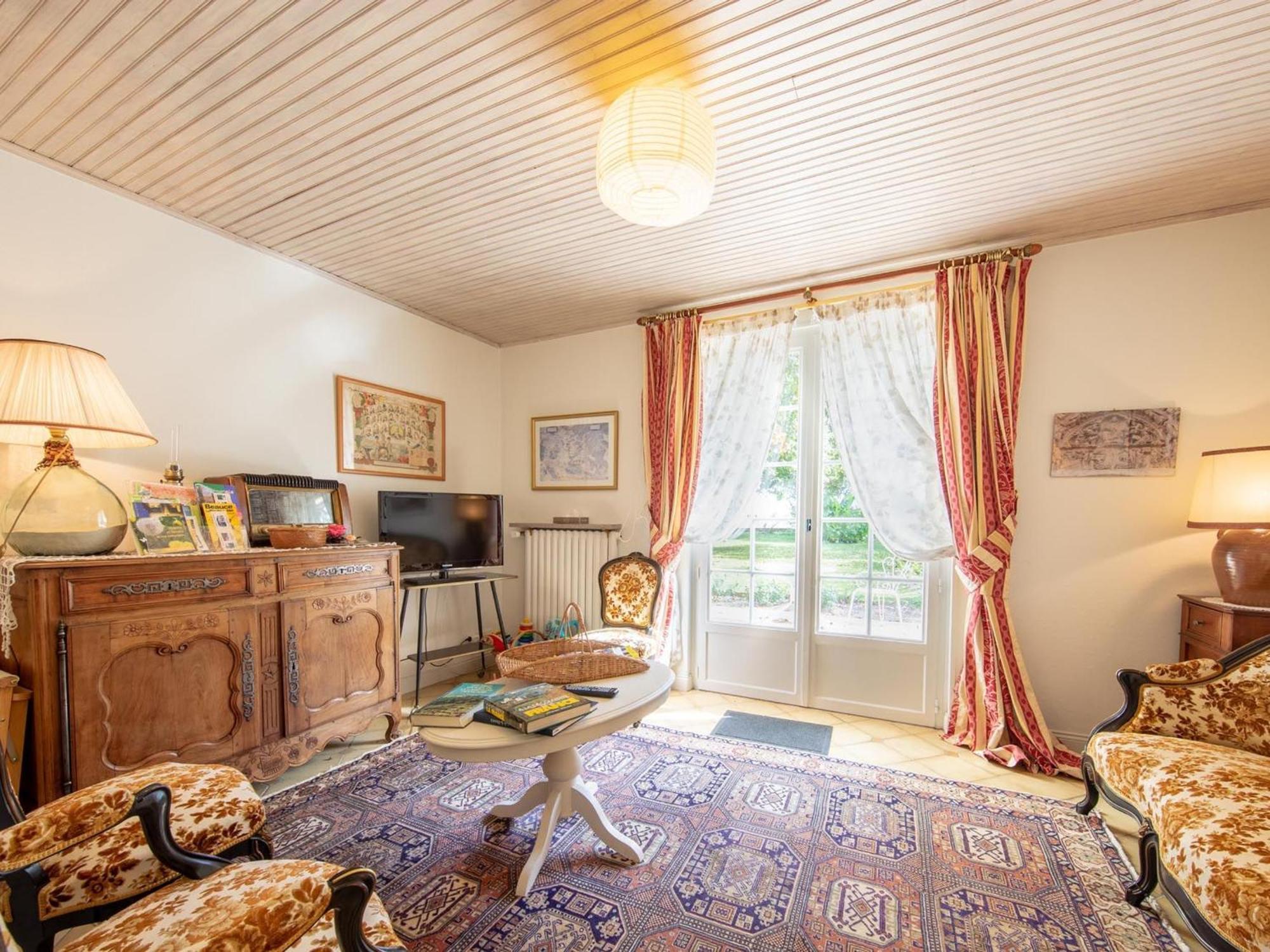 Suite Familiale Confortable Avec Wifi A Saint-Benoit-Sur-Loire, Animaux Admis - Fr-1-590-447 Экстерьер фото